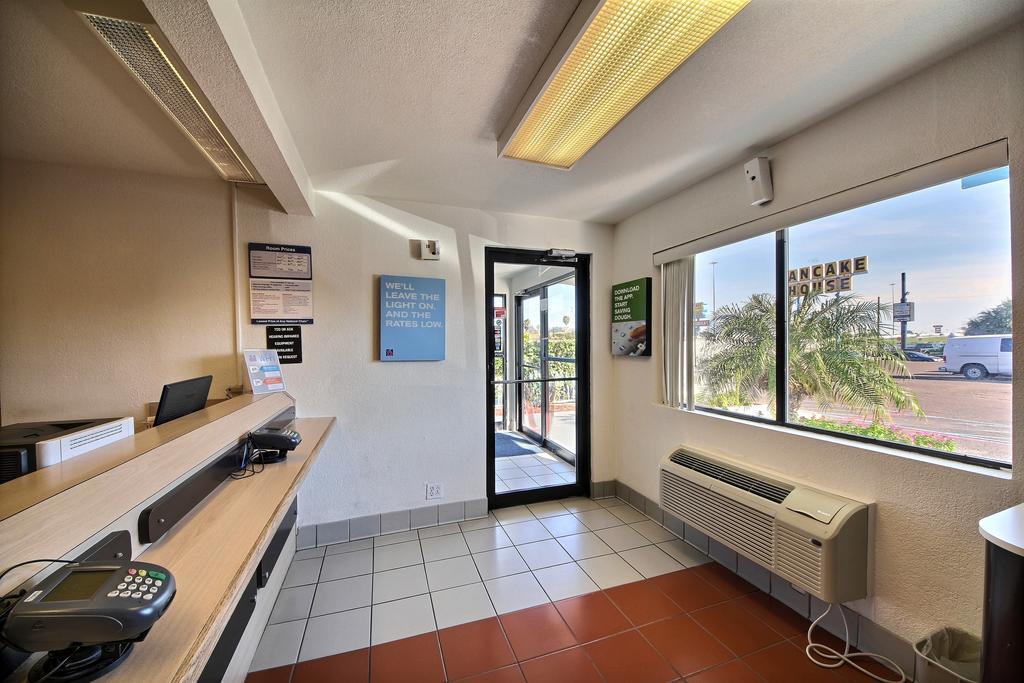 Motel 6-Laredo, Tx - South Eksteriør bilde