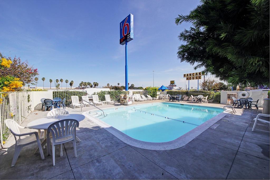 Motel 6-Laredo, Tx - South Eksteriør bilde